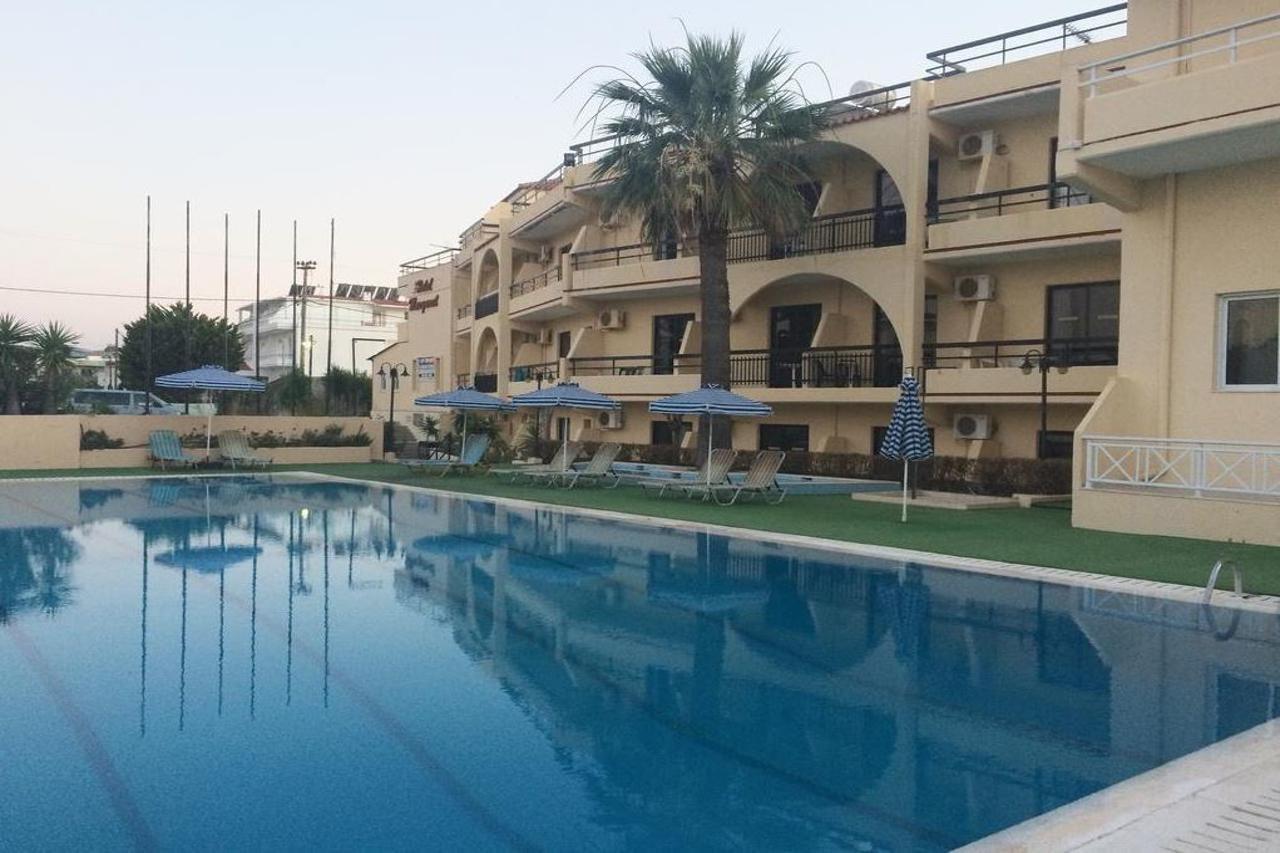 Smart Accommodation Rhodes Кремасті Екстер'єр фото
