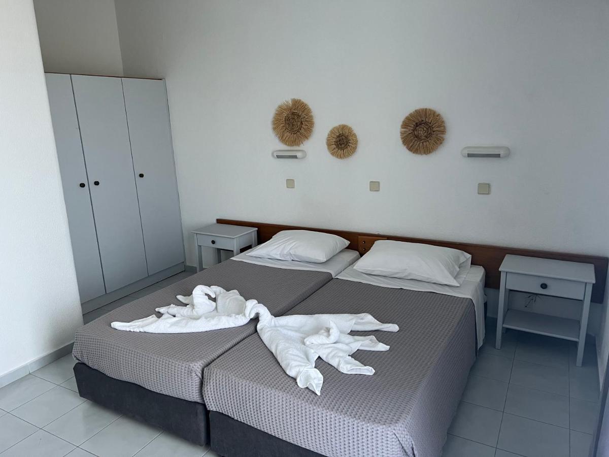 Smart Accommodation Rhodes Кремасті Екстер'єр фото